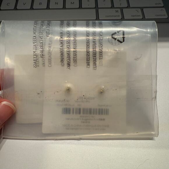 NWT Lilly Pulitzer Gold Leaping Lizard Stud Earrings - Picture 3 of 3